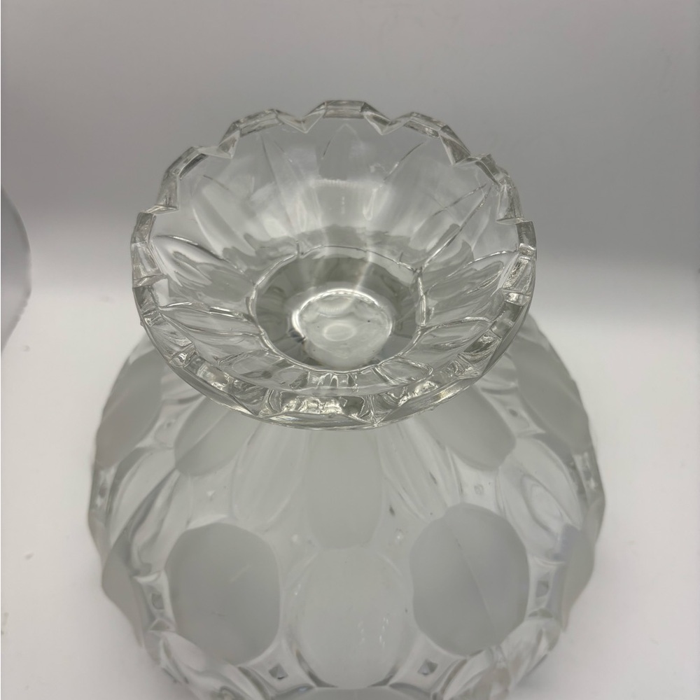 Vintage Crystal Elegant Clear Glass Decorative Bowl - Picture 6 of 8